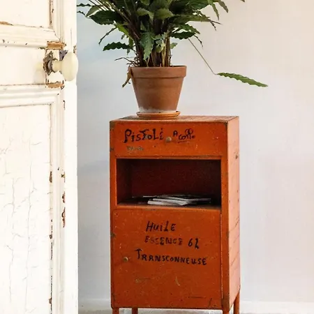 Chateau Bed & Breakfast